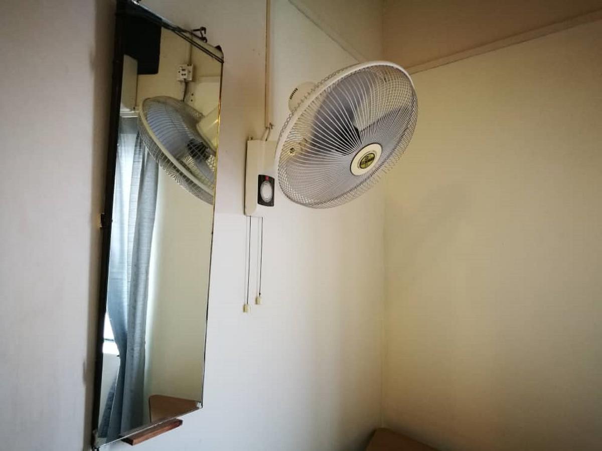 Grocer'S Inn Backpackers Guesthouse Kuala Lumpur Exterior foto